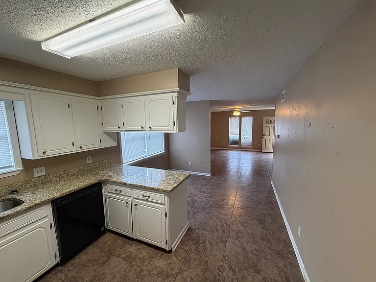 3411A Denson Dr — Photo 5