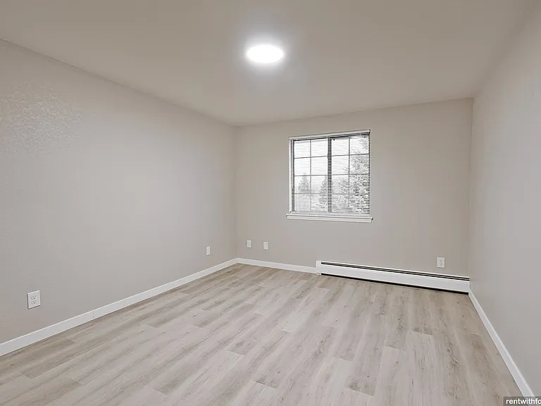 3809 E. River Dr. — Photo 6