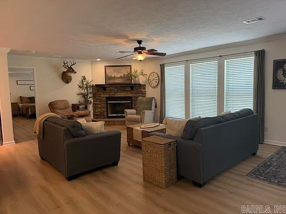 2nd image of 11 Watson Fisher Rd