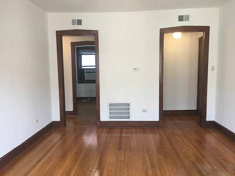 4048-58 N Sheridan Rd #4048-3W — Photo 29