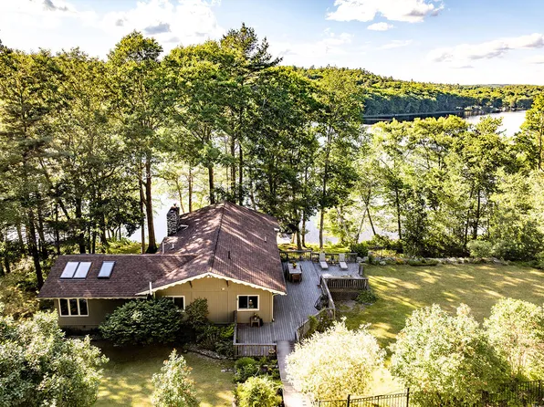 122 Dewmar Lane, Union, ME 04862