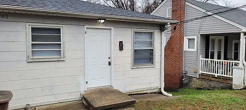 903B Martin St #B Photo 1
