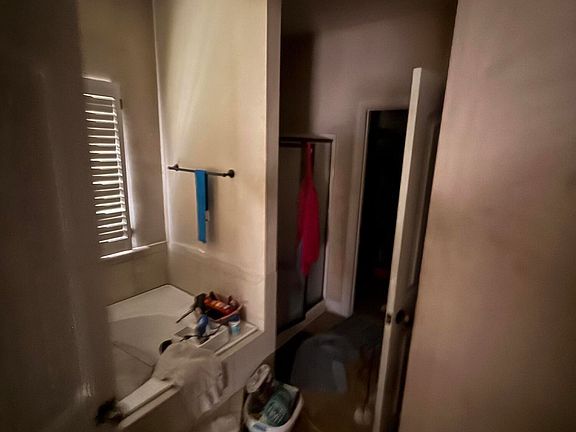 5th image of 3936 Griese Lane