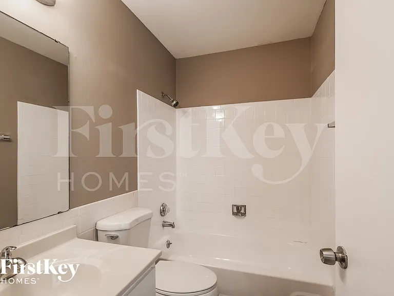 11610 Helenoak Dr — Photo 9