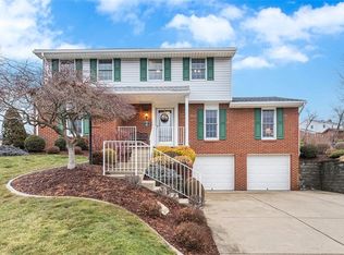 123 N Jamestown Rd, Coraopolis, PA 15108