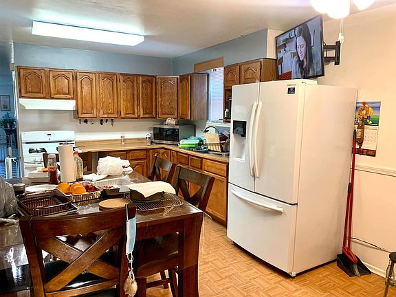 3rd image of 1738 N 34th Ave