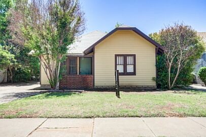 1st image of 2305 14th St E #B