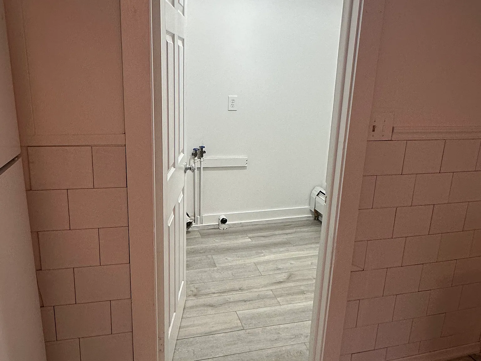 4 bed, 2400 sqft, $1,895 — Photo 4