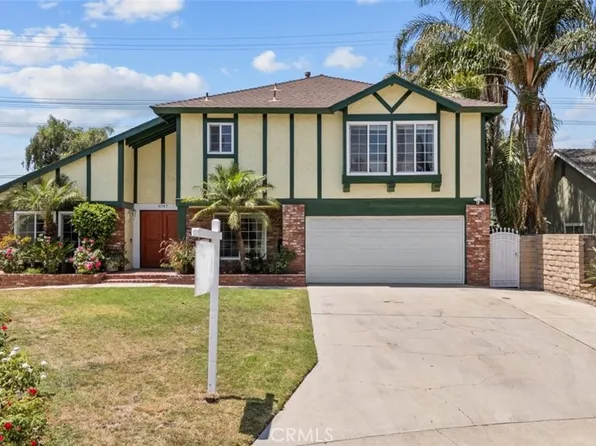 8747 Sari Ave, North Hills, CA 91343