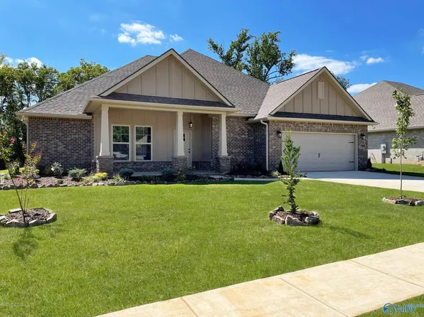 7130 Hickory Cove Way SE, Gurley, AL 35748