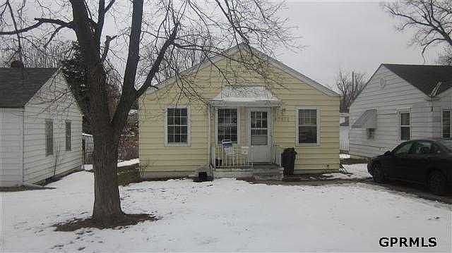 2nd image of 3486 Ruggles St