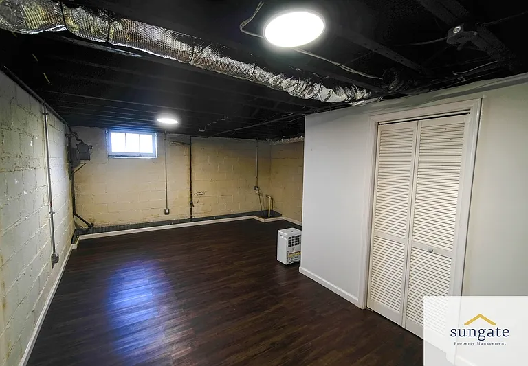 217 W Edgevale Rd — Photo 34
