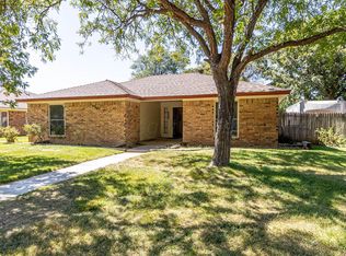 8306 Olympia Dr, Amarillo, TX 79110