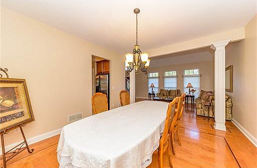 5th image of 1447 Oakwood Hollow Ln