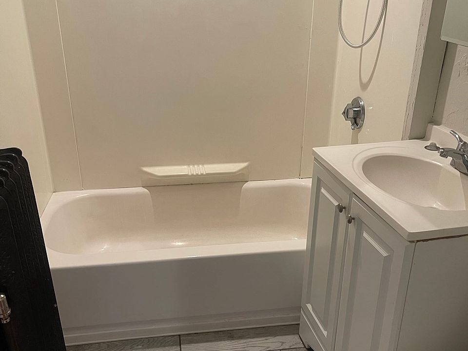 1st image of 632 Columbia Rd #5D