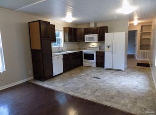 3437 Oak Tree Ln, Pace, FL 32571