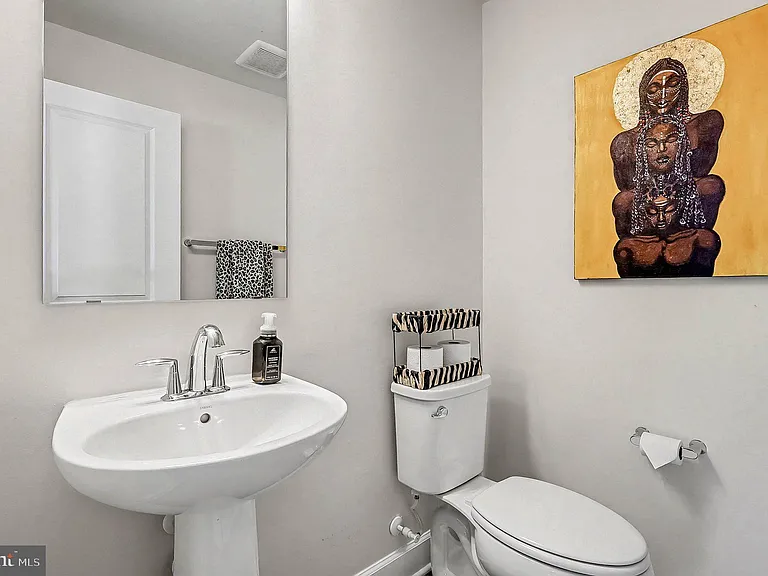10878 Foxtrot Cir — Photo 17