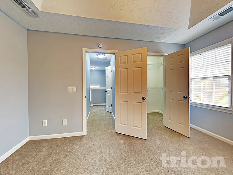 313 Willow Bend Dr — Photo 10