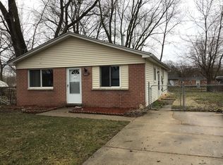 9235 Sylvia St, Taylor, MI 48180