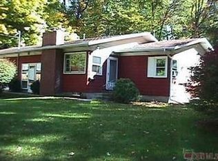 465 Strader Rd, Akron, OH 44305