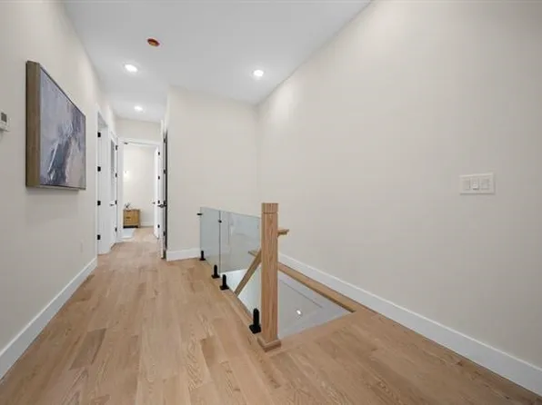 27 Graham Street image 21 of 26