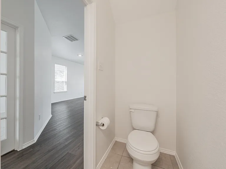 6268 Topsail Dr — Photo 6