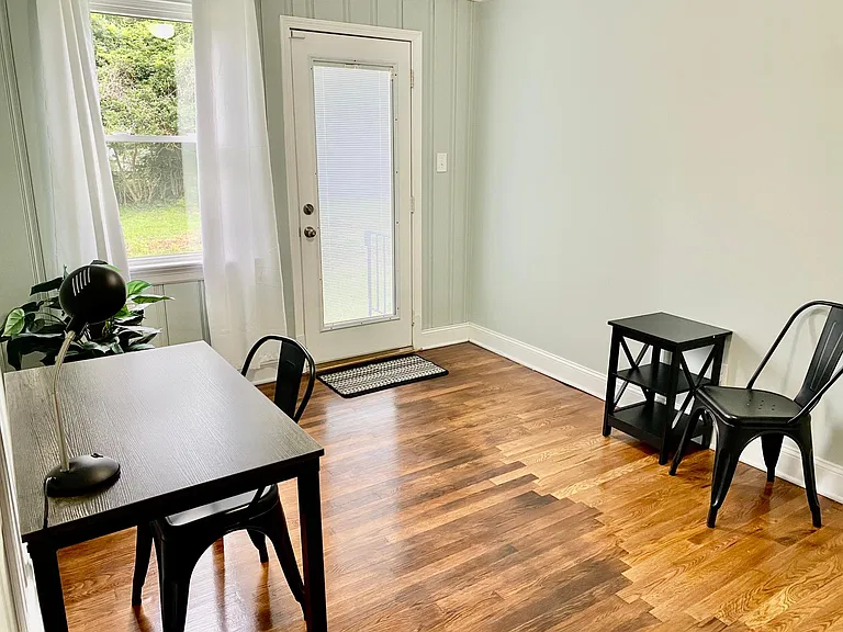 2929 Putney Rd — Photo 19