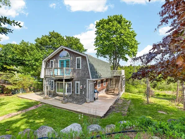 282 Sunset Road, Deer Isle, ME 04627