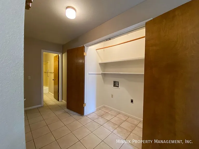 1001 Itasca Rd — Photo 23