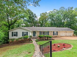 6807 Jones Valley Dr SE, Huntsville, AL 35802