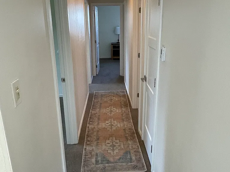 Hallway to bedrooms