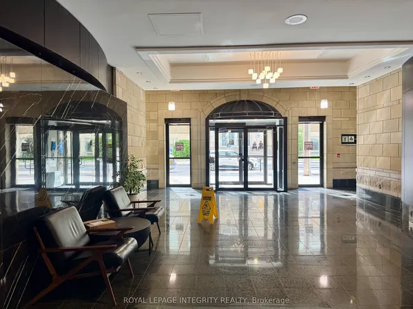 435 Albert St, Ottawa, ON