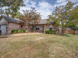 120 Bourdelais Dr, Swansea, IL