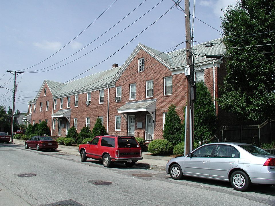 2-10 Cross St