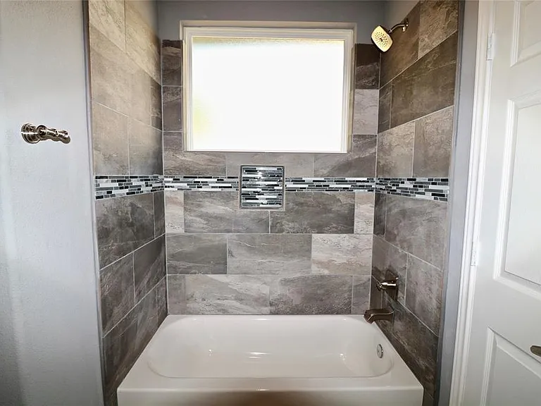 4238 Aledo St — Photo 22