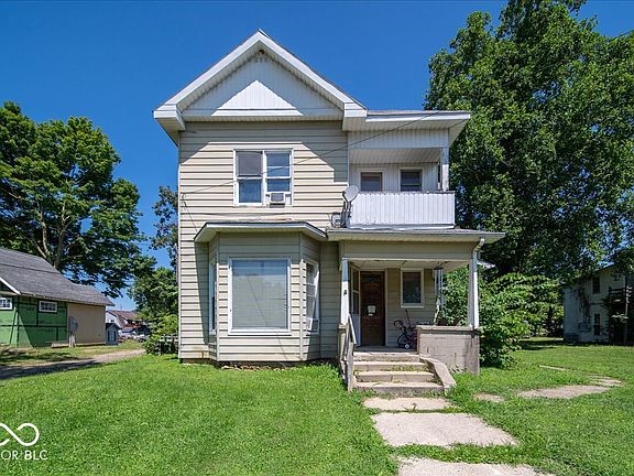 2nd image of 116 W Pine St