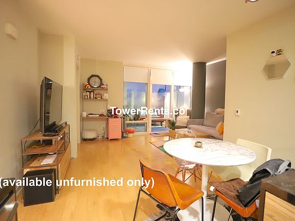 5th image of 829 Folsom St