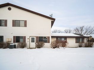6642 84th Ct N, Brooklyn Park, MN 55445