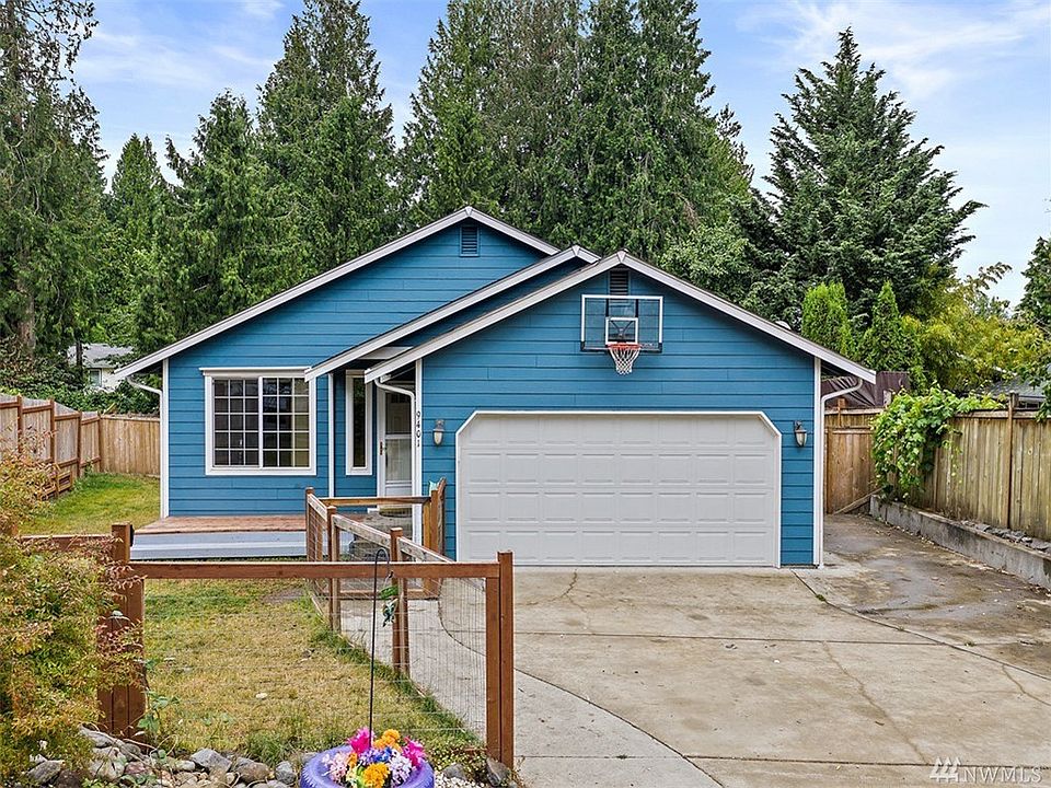 1st image of 9401 203rd Ave E