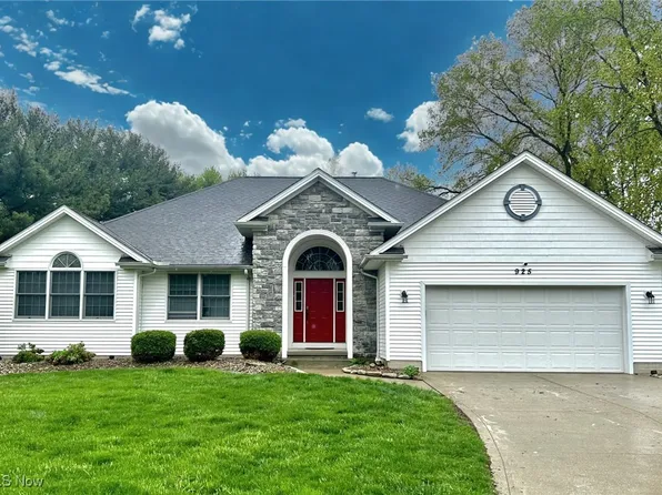 925 N Ridge Rd W, Lorain, OH 44053
