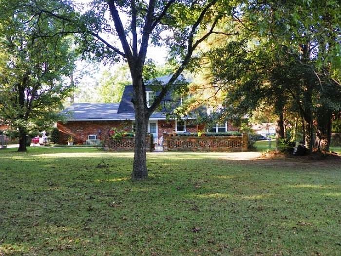 2nd image of 557 Larkwood Dr