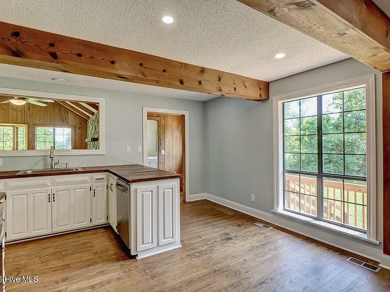 206 Long Leaf Rd — Photo 17