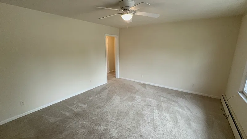 Building Photo - 424 Harding Ave #C