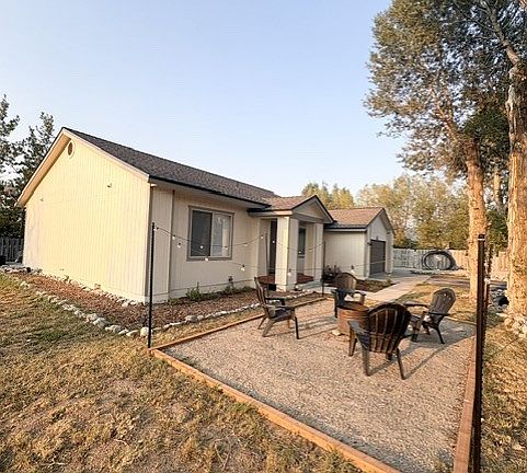 2nd image of 1442 Sandhill Rd