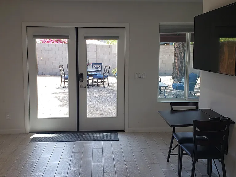 4440 E Campbell Ave — Photo 13