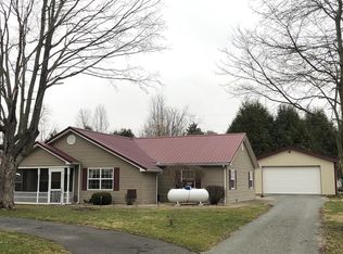 6938 Chari St, Hillsboro, OH 45133