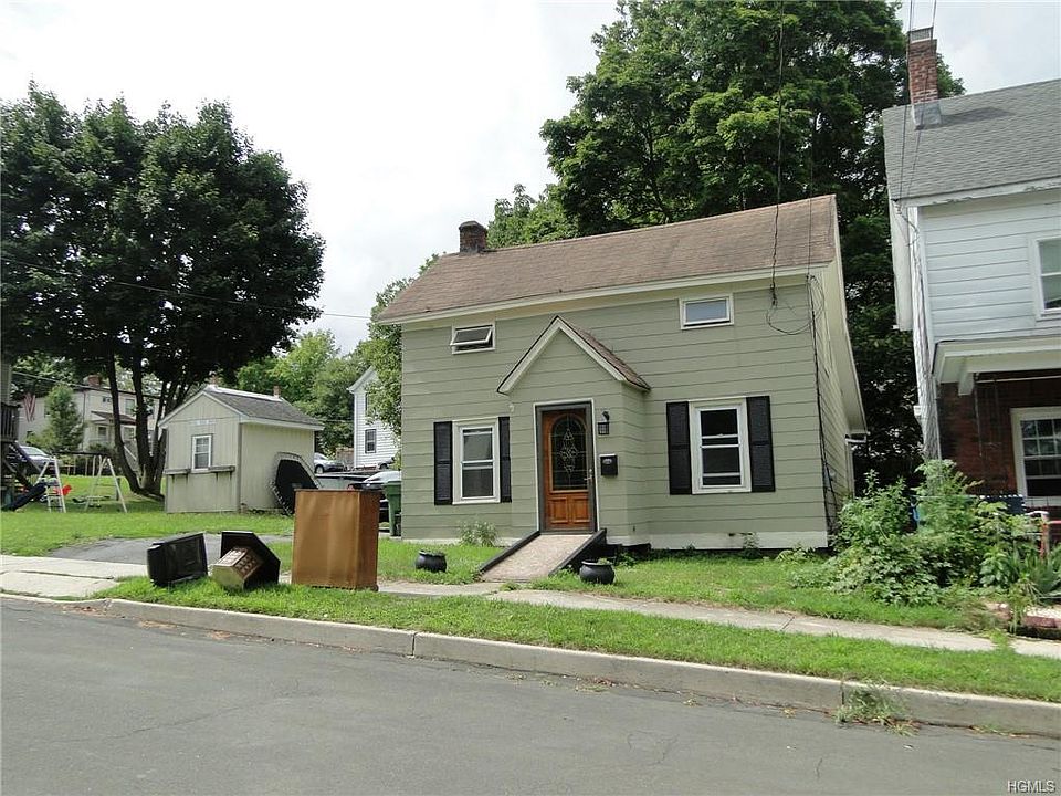 2nd image of 11 Sayer St