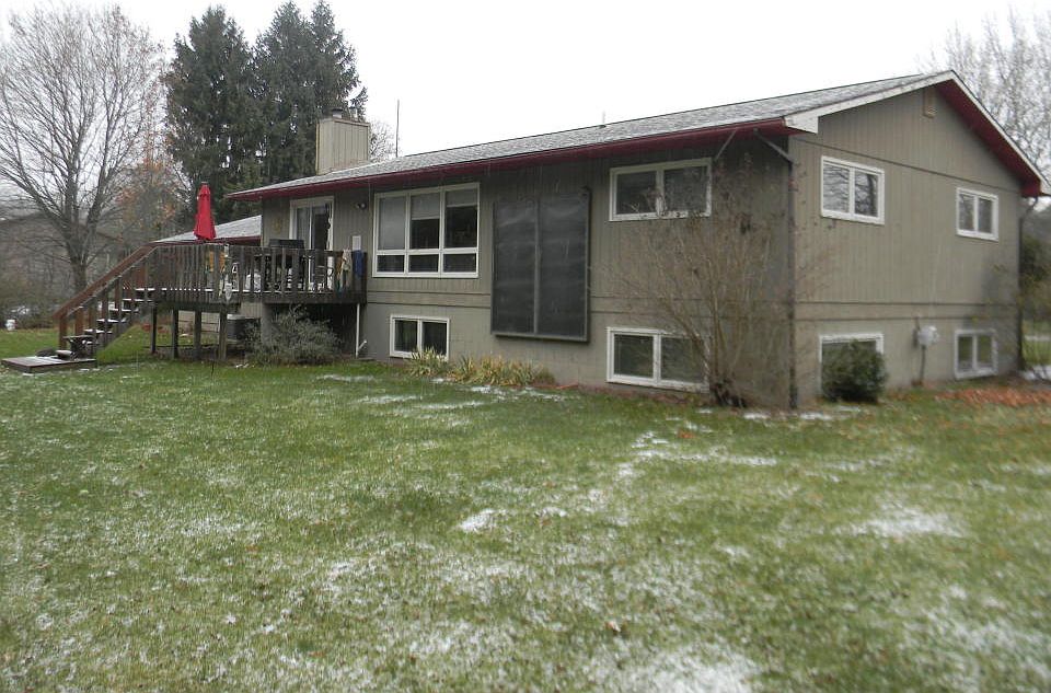 2nd image of 351 Cedar Dr