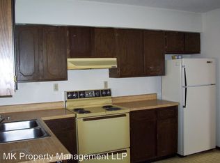 2117 Casement Rd, Manhattan, KS 66502