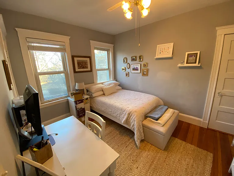 121 Lowell St #2 — Photo 7